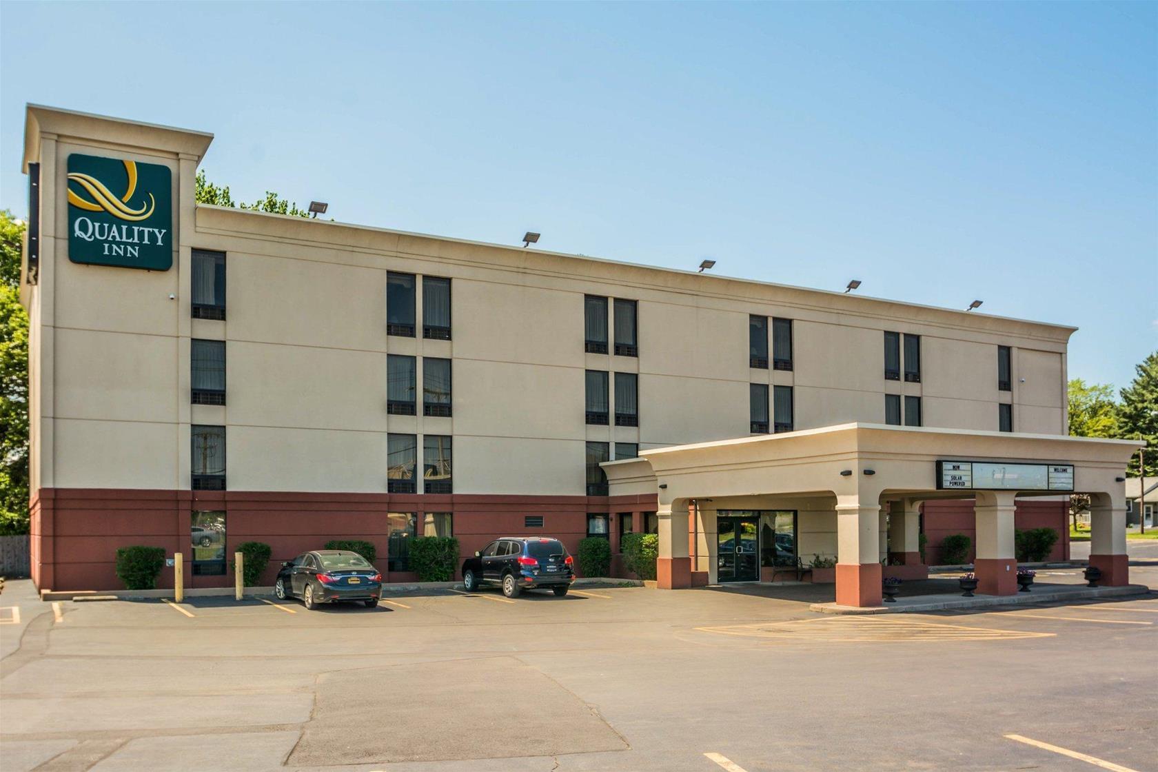 Comfort Inn & Suites Liverpool - Syracuse North Экстерьер фото