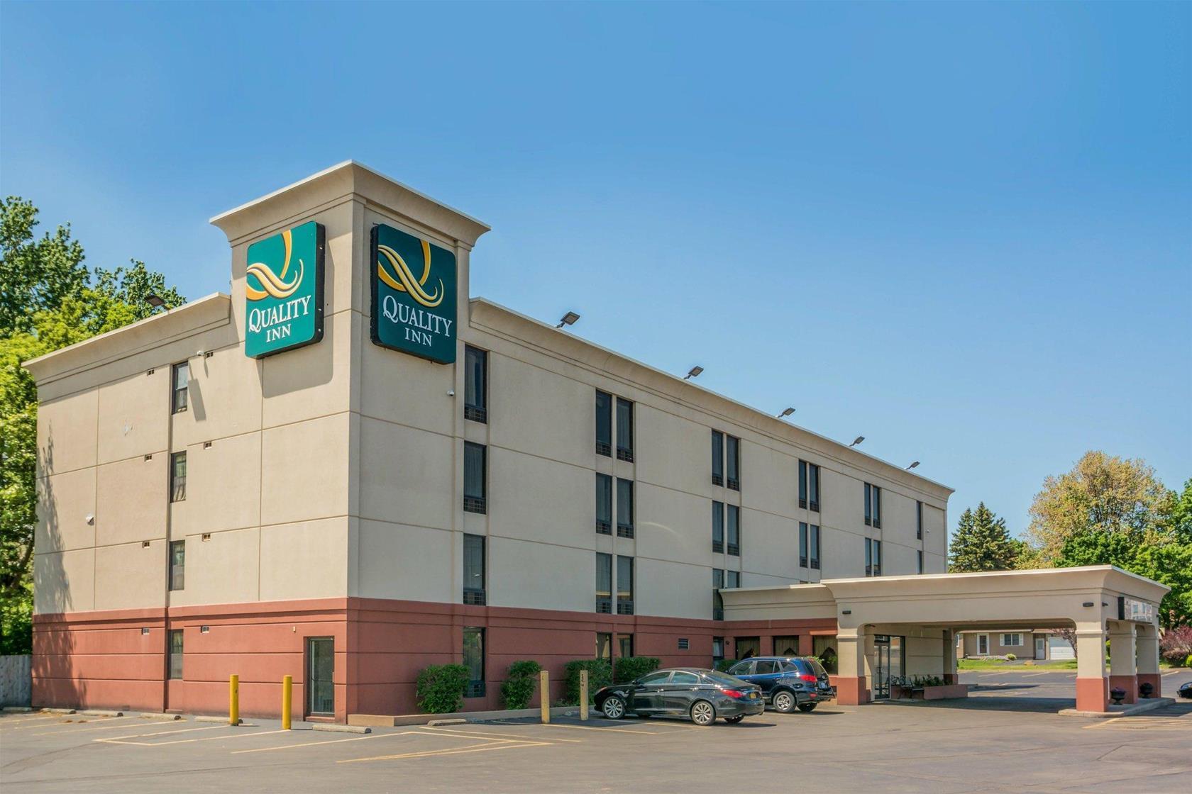 Comfort Inn & Suites Liverpool - Syracuse North Экстерьер фото