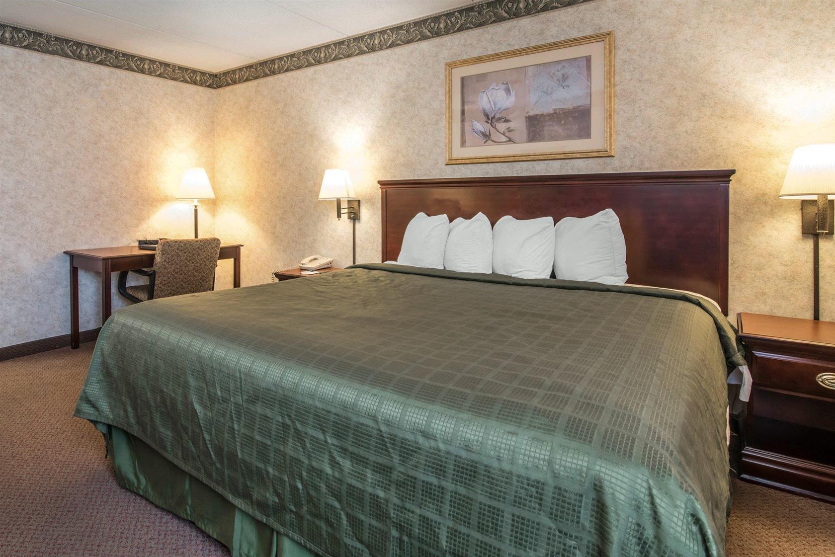 Comfort Inn & Suites Liverpool - Syracuse North Экстерьер фото