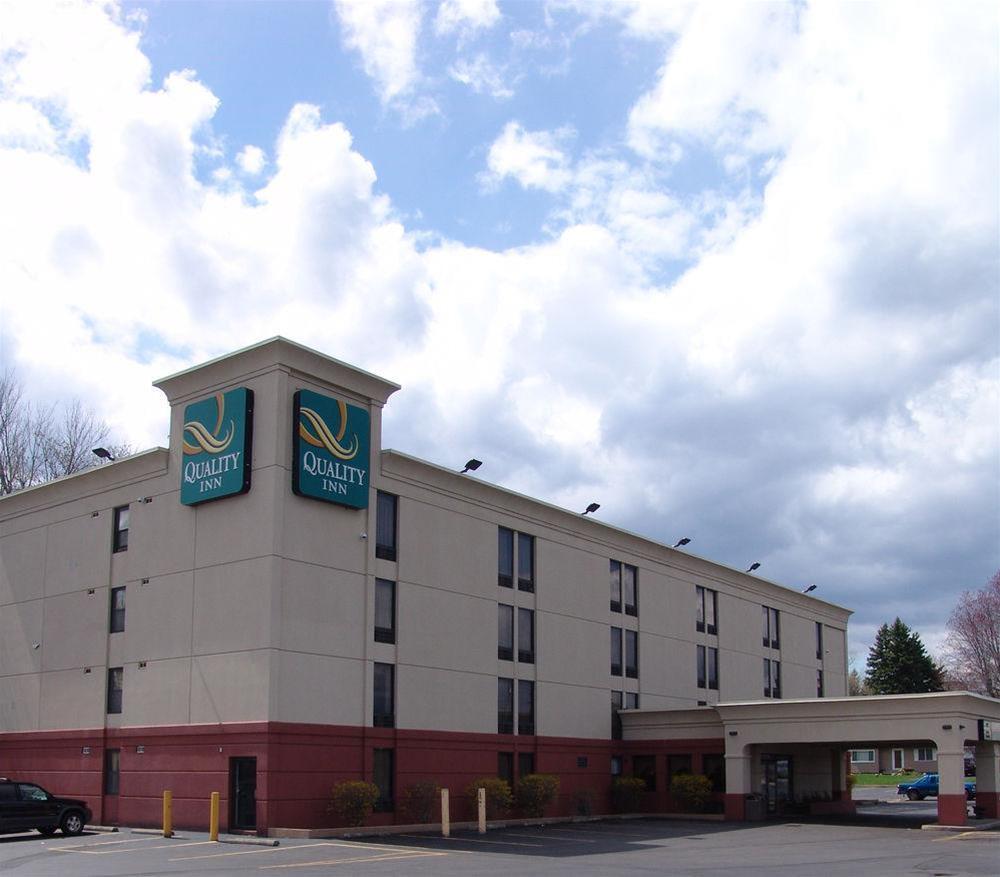 Comfort Inn & Suites Liverpool - Syracuse North Экстерьер фото