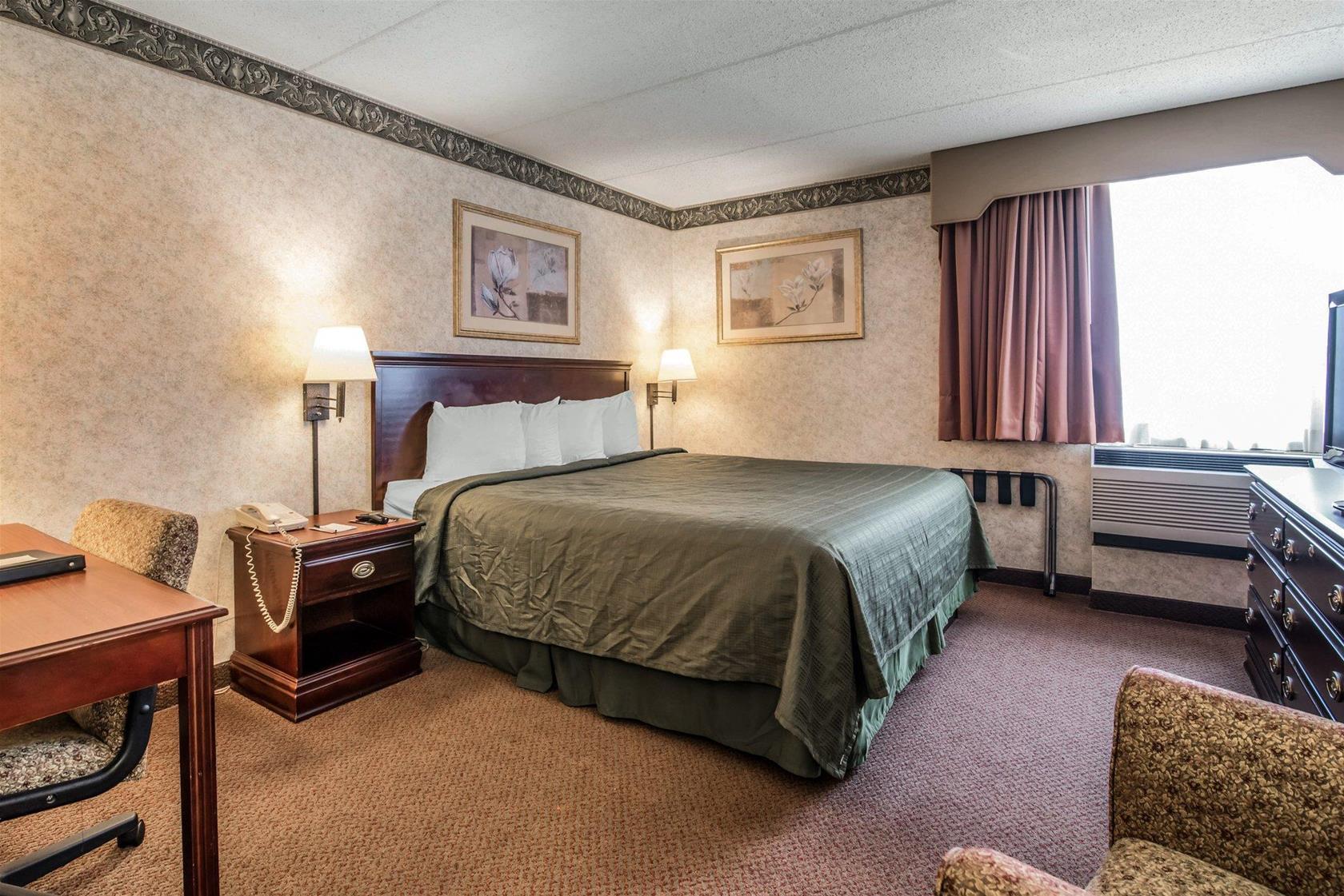 Comfort Inn & Suites Liverpool - Syracuse North Экстерьер фото