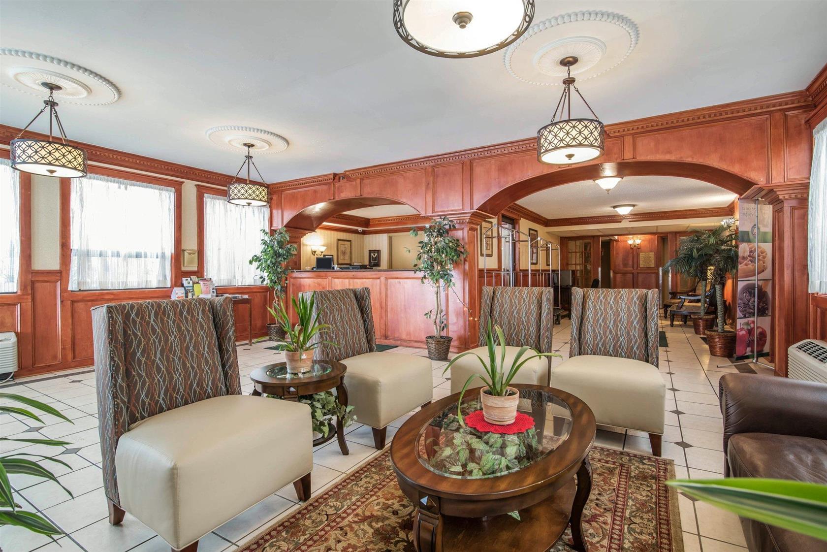 Comfort Inn & Suites Liverpool - Syracuse North Экстерьер фото