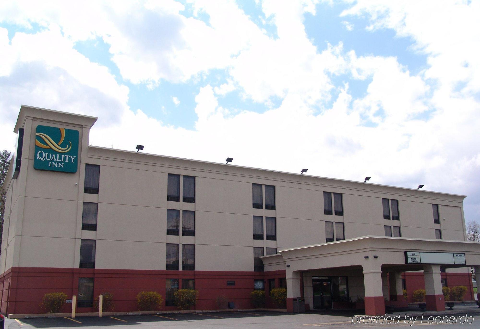 Comfort Inn & Suites Liverpool - Syracuse North Экстерьер фото