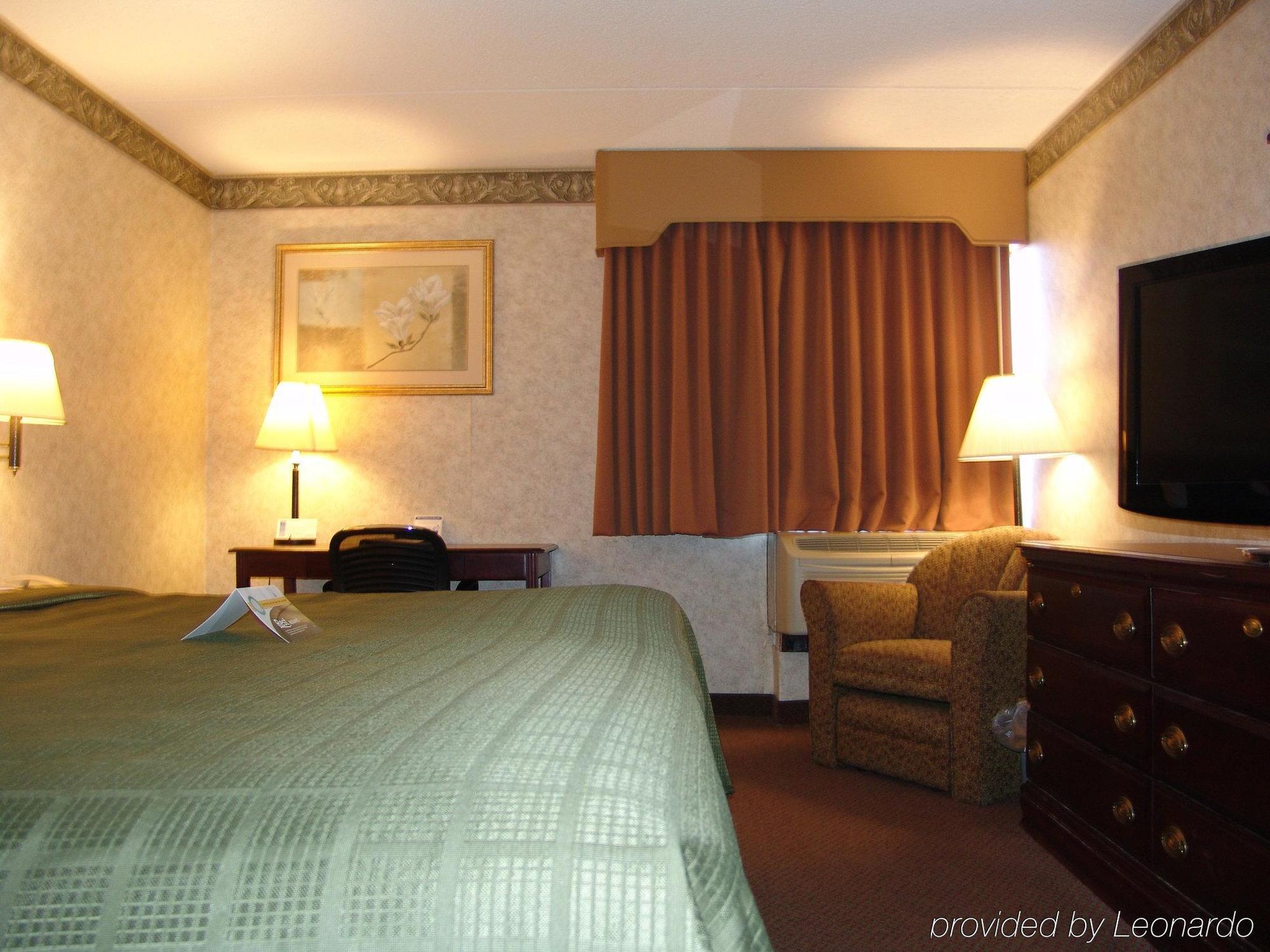 Comfort Inn & Suites Liverpool - Syracuse North Экстерьер фото
