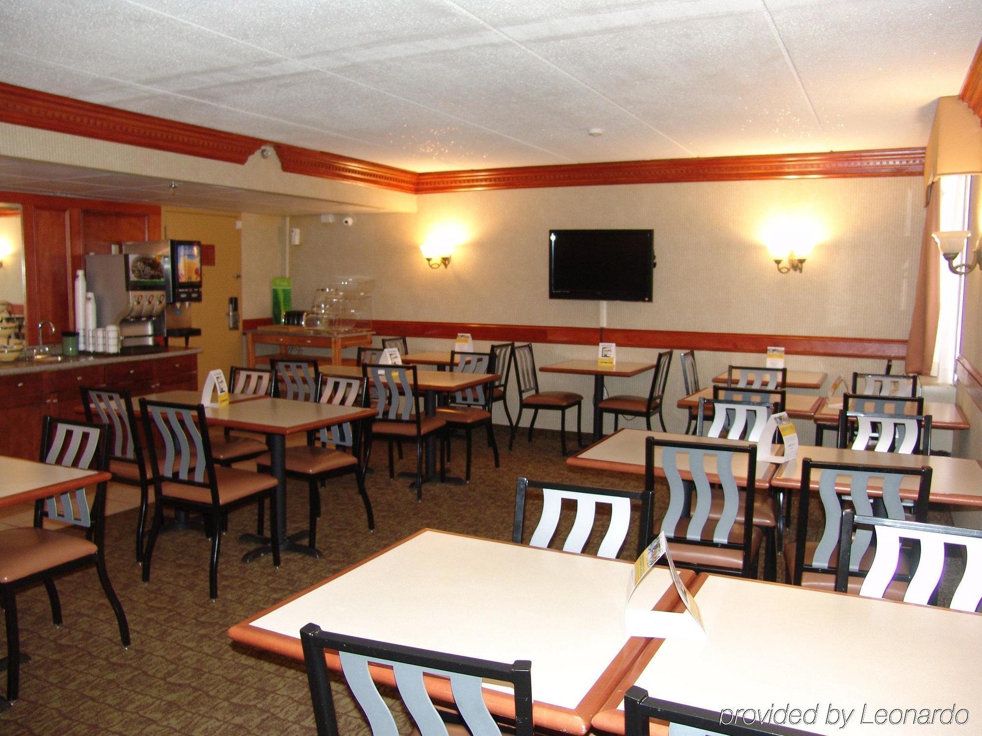 Comfort Inn & Suites Liverpool - Syracuse North Экстерьер фото